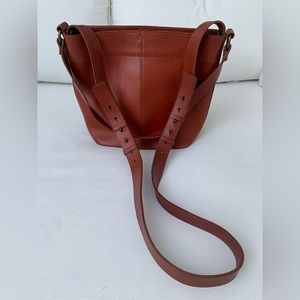 NWOT- Brown leather Lucky Brand Bucket purse